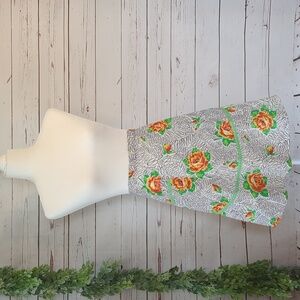Vintage Half Apron Retro Ruffle with Pocket Rose Floral White with Green‎ Small
